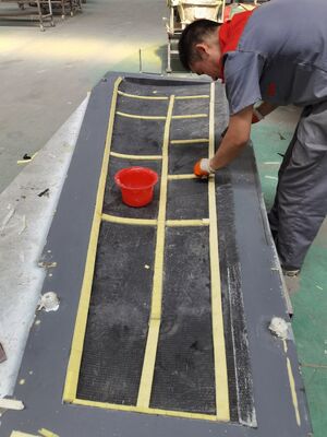 Προσαρμοσμένο μεταποιημένο σώμα αυτοκινήτου από ίνες γυαλιού