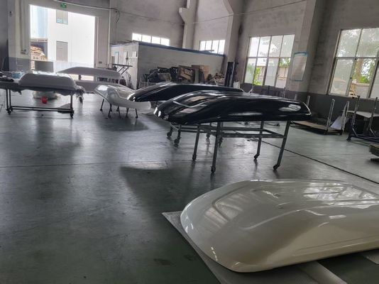 Προσαρμοσμένο περίβλημα από fiberglass με αντοχή στη διάβρωση σε οποιοδήποτε προαιρετικό χρώμα