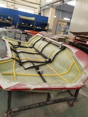 Προσαρμοσμένο φορτιστή από γυαλί ίνες καπό κινητήρα Συσκευές γεωργικών οχημάτων από γυαλί ίνες