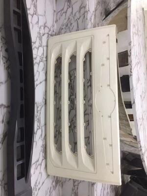 Προσαρμοσμένο SMC στύση Molding FRP αυτοκινήτων και λεωφορείων Μέρη εσωτερικό εξωτερικό Τρίμ OEM / ODM